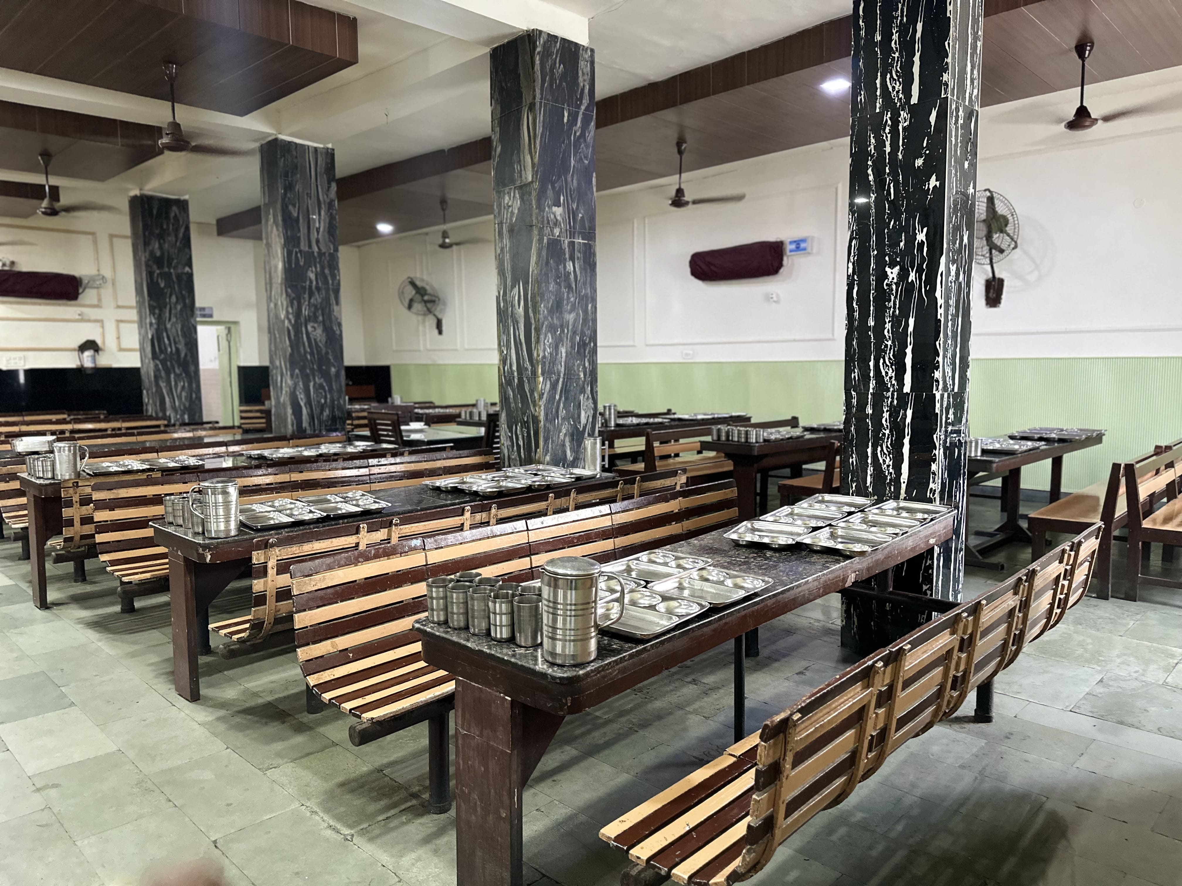 mess food modern sandeepni school